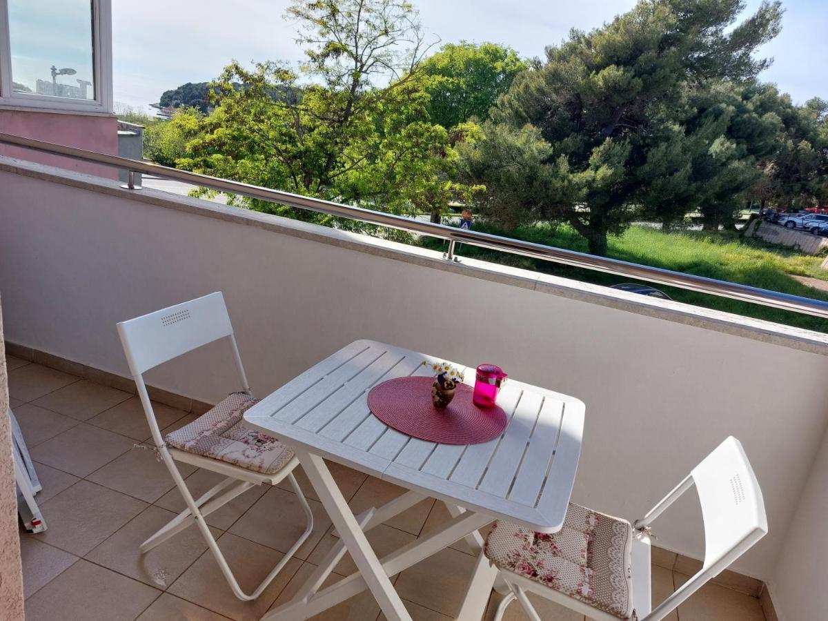 Apartman Suzy Pula Zewnętrze zdjęcie